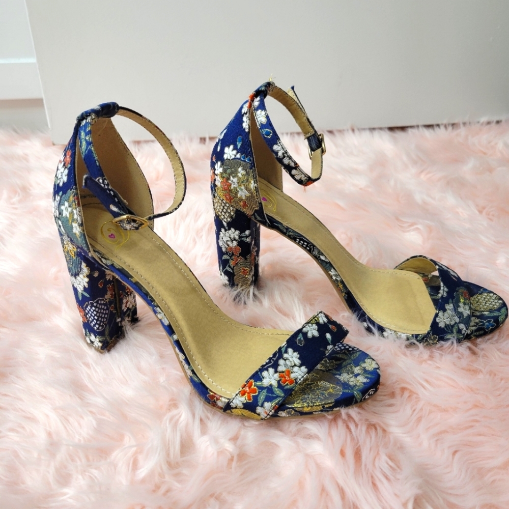 Floral Navy Heels